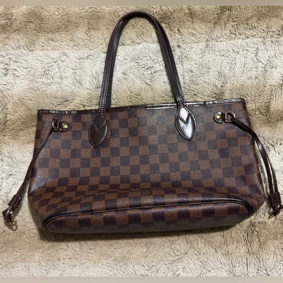 Authentic Louis Vuitton Damier Neverfull PM Tote bag GUC. Serial No. SD5009 - Picture 15 of 16